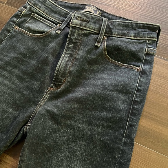 A&F High Rise Super Skinny Jean - Picture 6 of 6